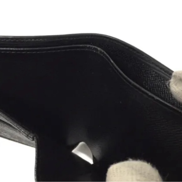 Authentic Preloved Louis Vuitton Epi leather Wallet bifold - Picture 4 of 6